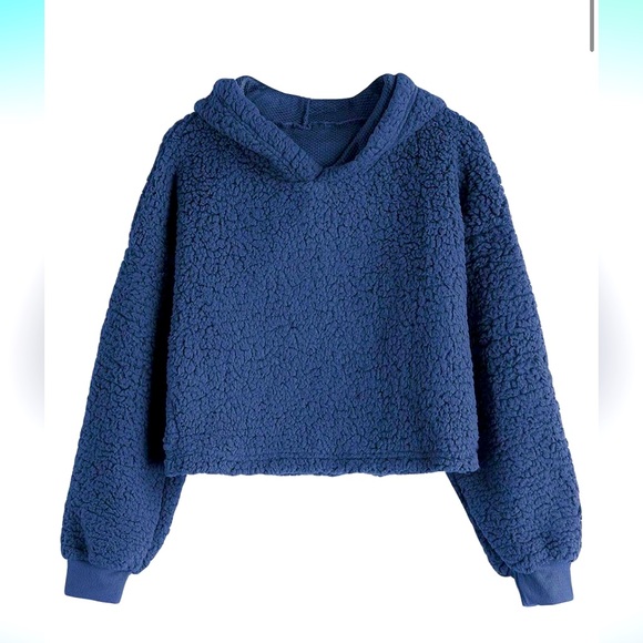 NWT Women's Navy Blue Pullover Crop Hoodie Loose Fit Fuzzy Faux Fur Sweatshirt - Picture 1 of 7